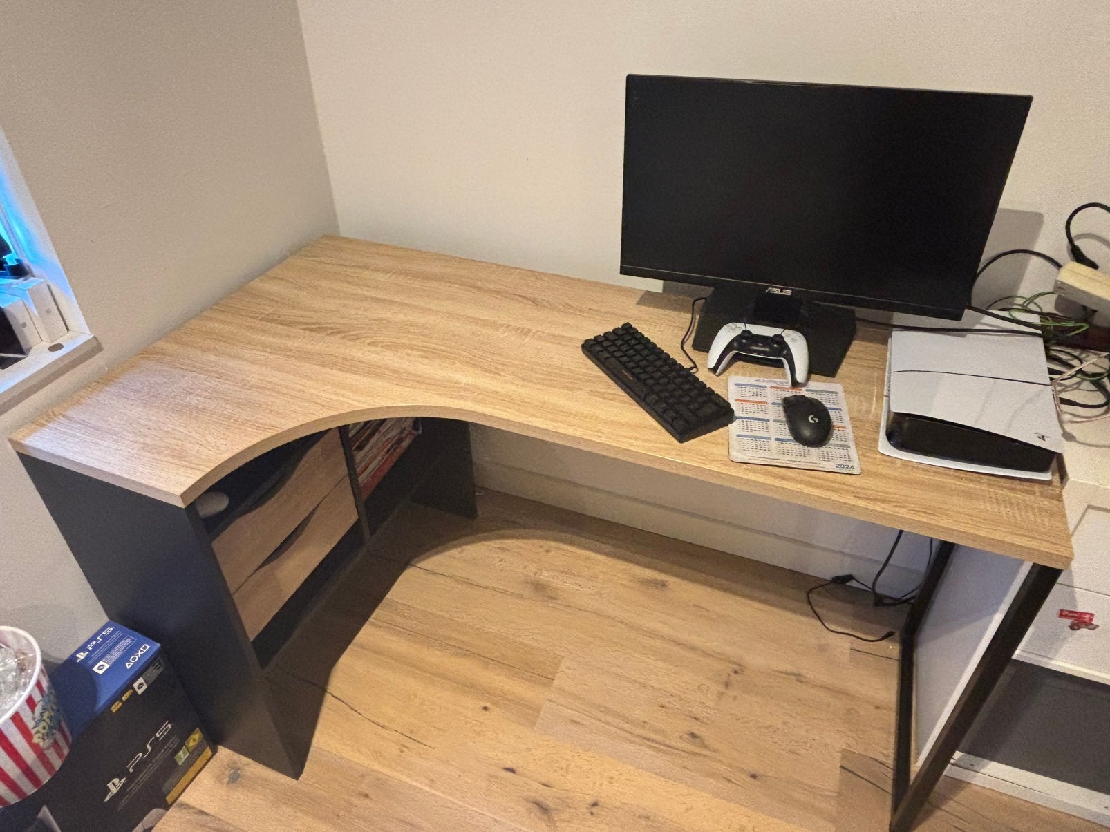 Hoekbureau, Huis en Inrichting, Bureaus, Gebruikt, Hoekbureau, Overige merken, Industrieel, Spaanplaat of MDF, Zwart, Met lades