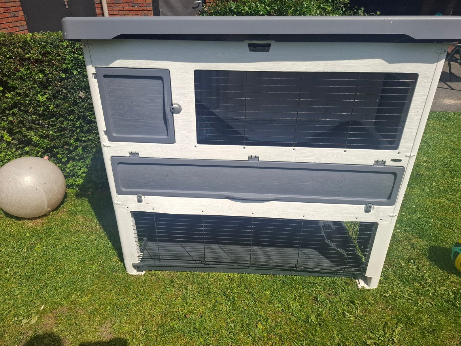 Konijnenhok Ferplast Grand Lodge 140 plus, Ophalen, 110 cm of meer, Zo goed als nieuw, 90 cm of meer