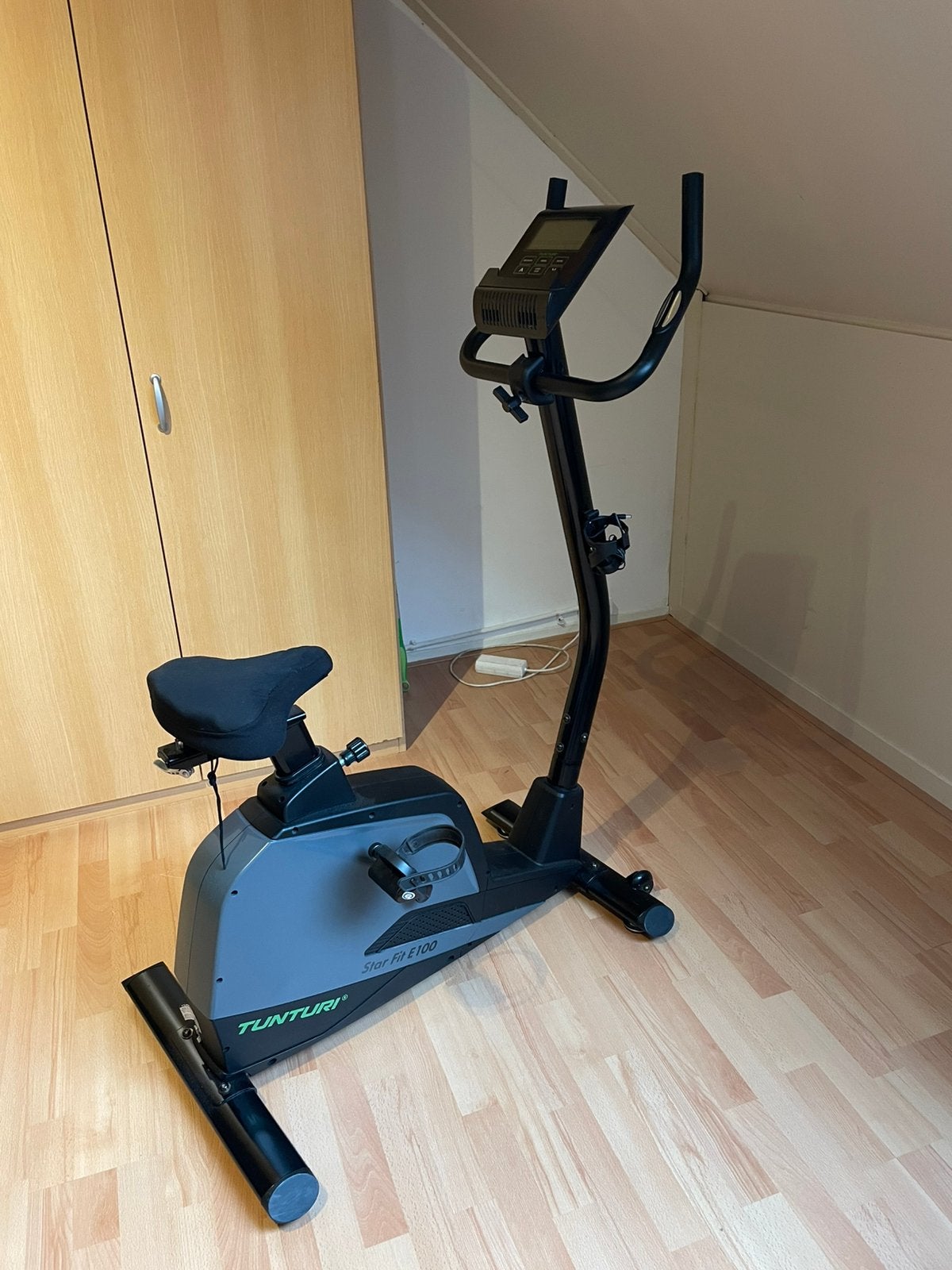 Hometrainer Tunturi star fit E 100, Sport en Fitness, Fitnessapparatuur, Ophalen, Gebruikt, Metaal, Hometrainer