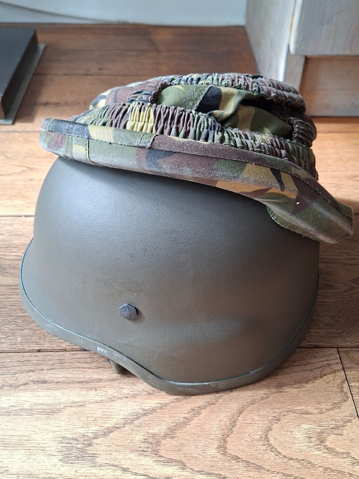 M95 Kevlar helm met cover maat "M", Ophalen of Verzenden, Landmacht, Nederland, Helm of Baret
