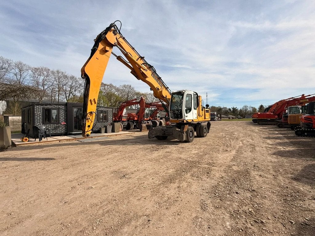 Liebherr A904C (bj 2008), Jansen Machines, Albert@jansen-machines.com, Topperweg 60
3774 LJ  Kootwijkerbroek, Graafmachine