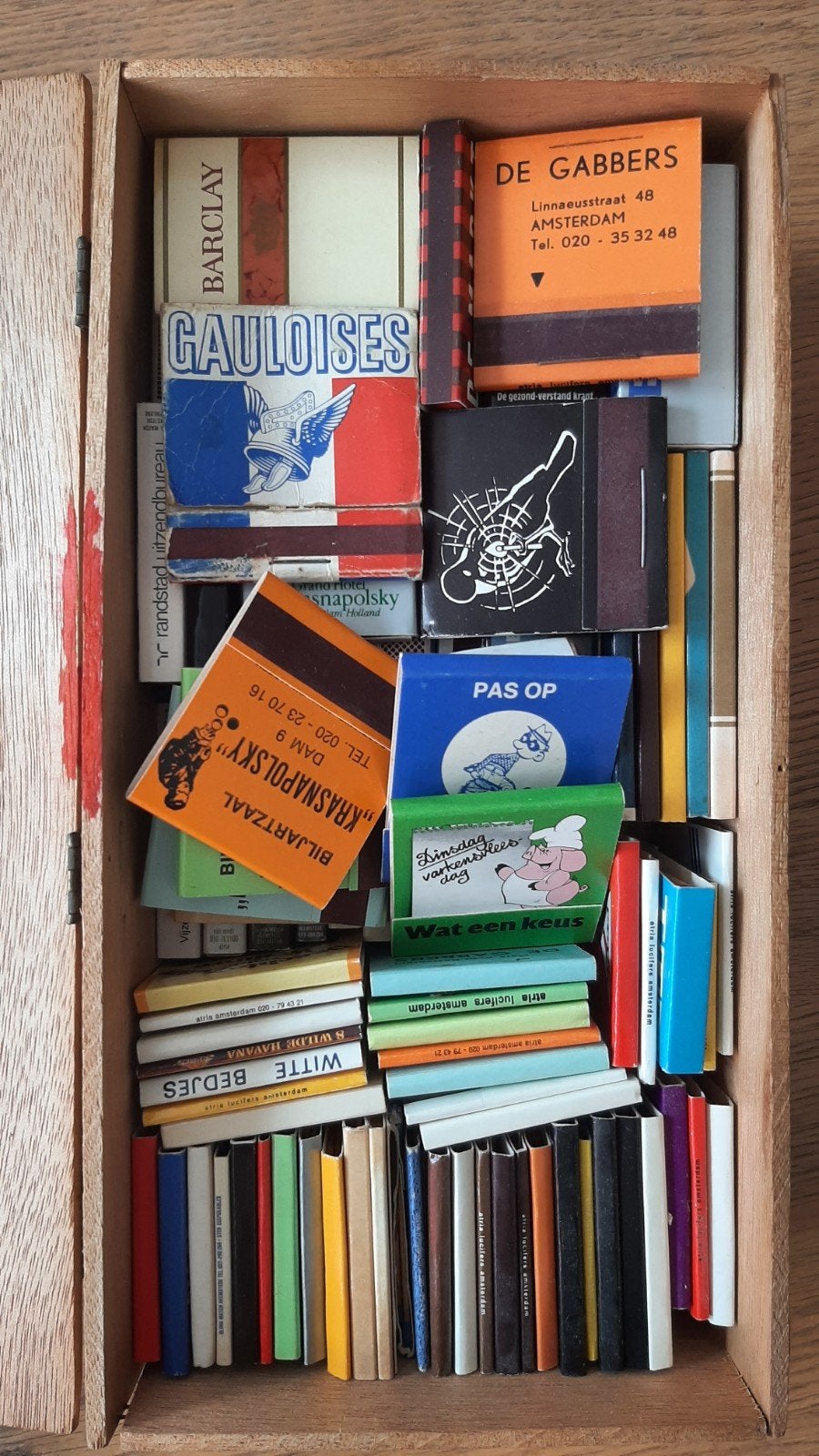 Verzameling vintage luciferdoosjes, Verzamelen, Rookartikelen, Aanstekers en Luciferdoosjes, Ophalen of Verzenden, Gebruikt, Luciferdoosjes of -merken