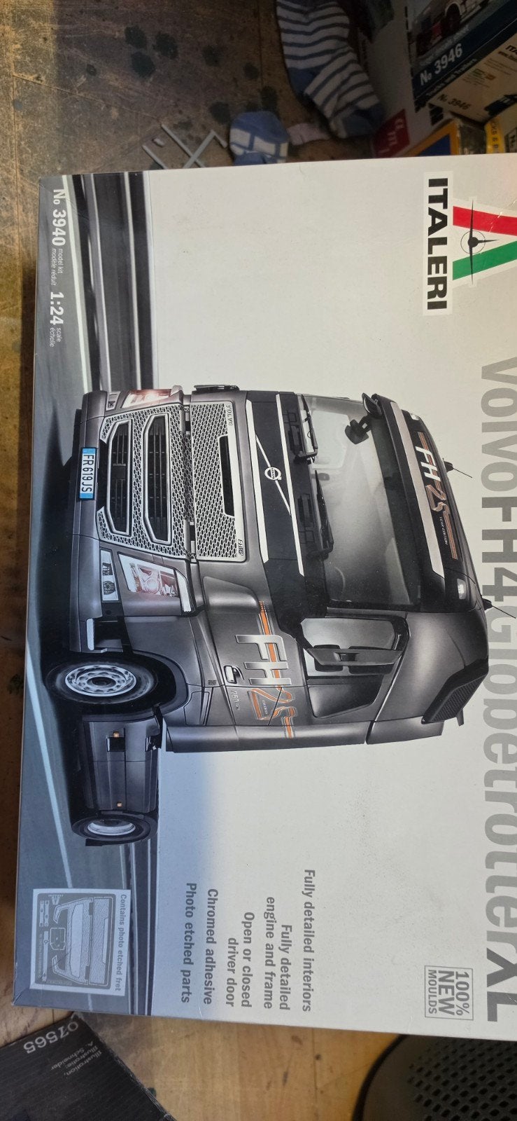 Italeri Volvo FH4 Globetrotter XL modelbouw vrachtwagen, Hobby en Vrije tijd, Italeri, Groter dan 1:32, Nieuw, Ophalen of Verzenden