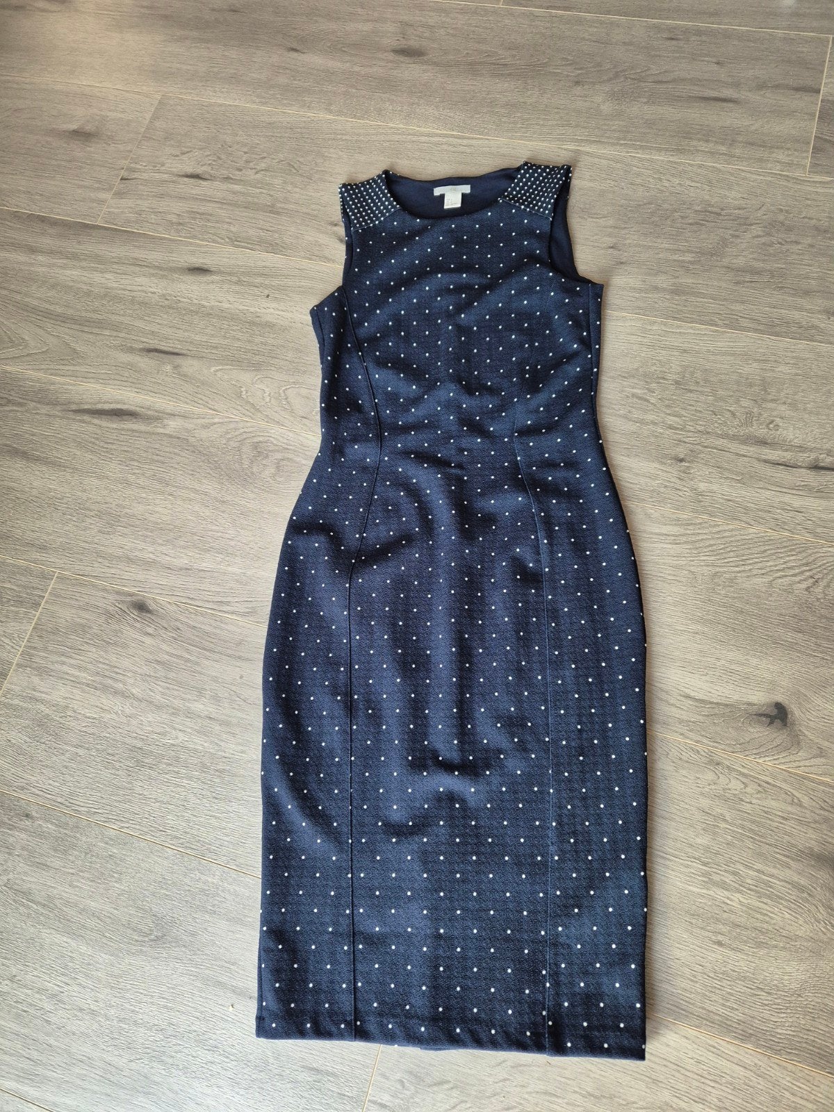 H&M Donkerblauwe Kokerjurk met Stippen & Studs, Ophalen, H&M, Blauw, Zo goed als nieuw