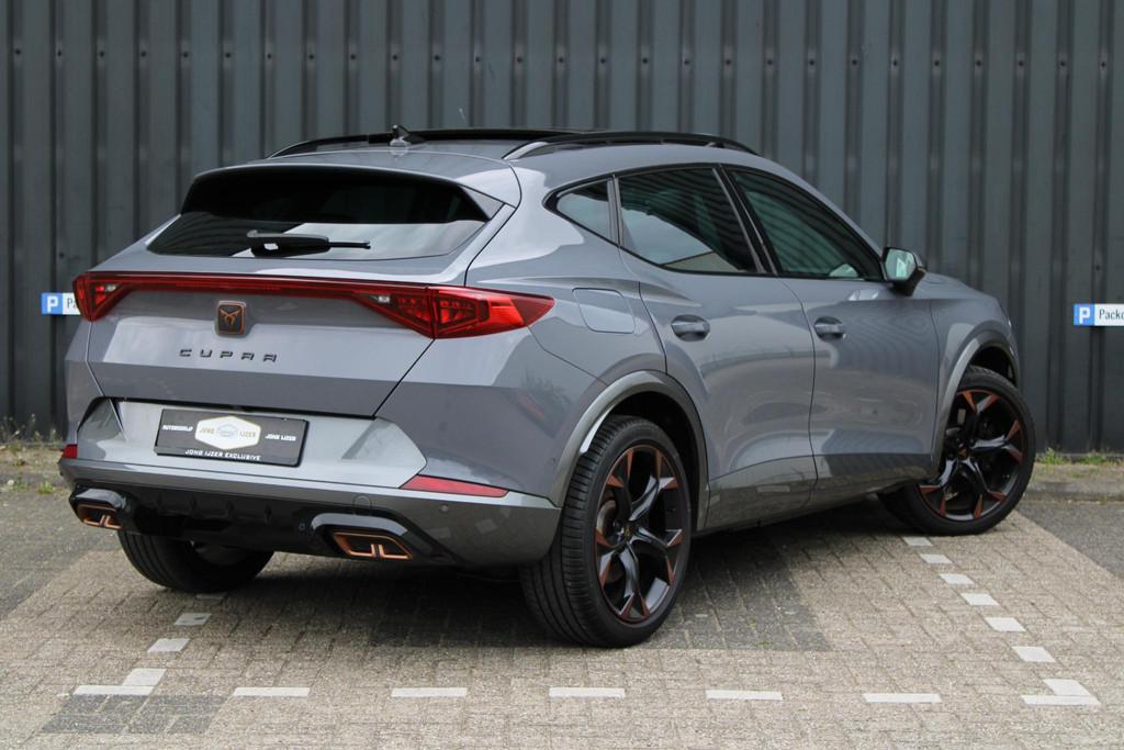 CUPRA Formentor 1.4 e-Hybrid VZ Copper PANO SFEER CAMERA, Auto's, Gebruikt, 4 cilinders, Formentor, Hybride Elektrisch/Benzine