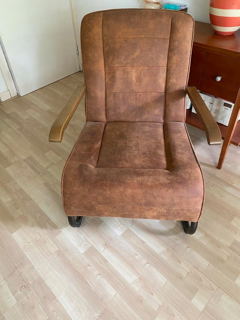 Comfortabele bruine fauteuil met metalen frame, Ophalen, Gebruikt, Bruin, Metaal