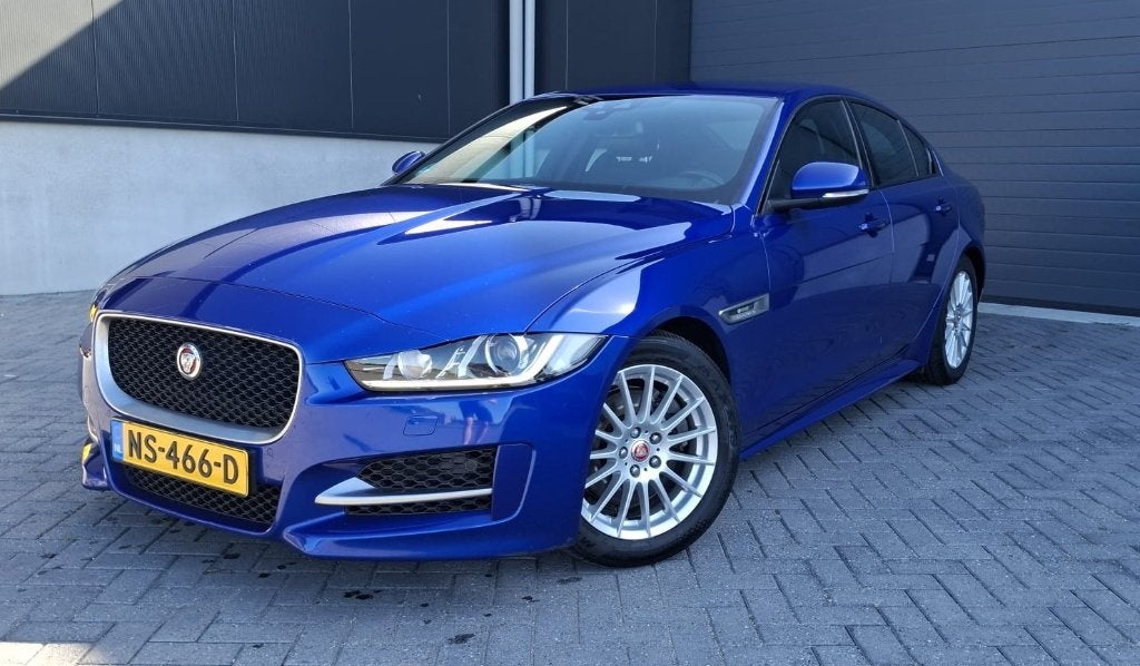 Jaguar XE 2.0D R-Sport pakket 120KW AUT 2017 Blauw, 1800 kg, 4 cilinders, Blauw, 1465 kg