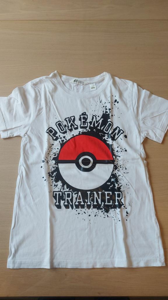 H&M Pokémon Trainer T-shirt Maat 146-152   v, Kinderen en Baby's, Kinderkleding | Maat 146, Gebruikt, H&M, Ophalen of Verzenden