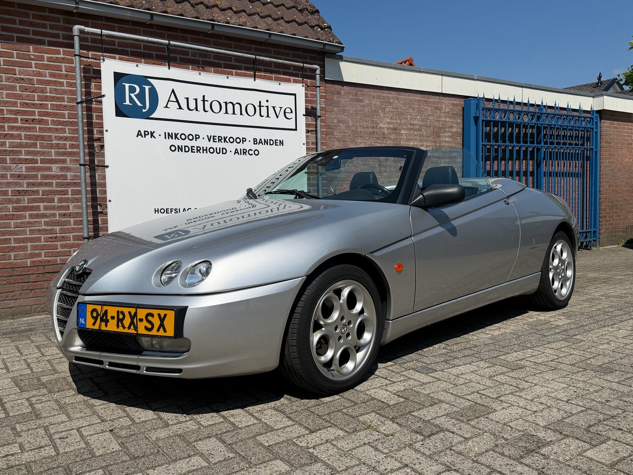 Alfa Romeo Spider 2.0 JTS Turismo APK/NAP (bj 2005), Auto's, 1380 kg, Gebruikt, Cabriolet, Spider
