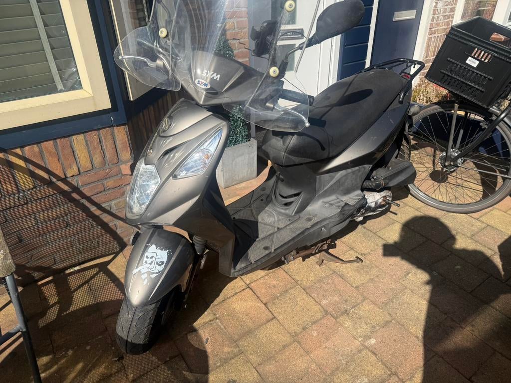 Sym orbit 2, Ophalen of Verzenden, Zo goed als nieuw, Benzine, Overige modellen