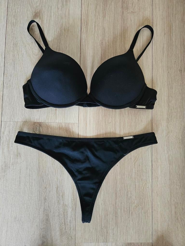NIEUW SAPPH push-up beugel BH zwart 75B string S, Sapph, Ophalen of Verzenden, Zwart, Setje