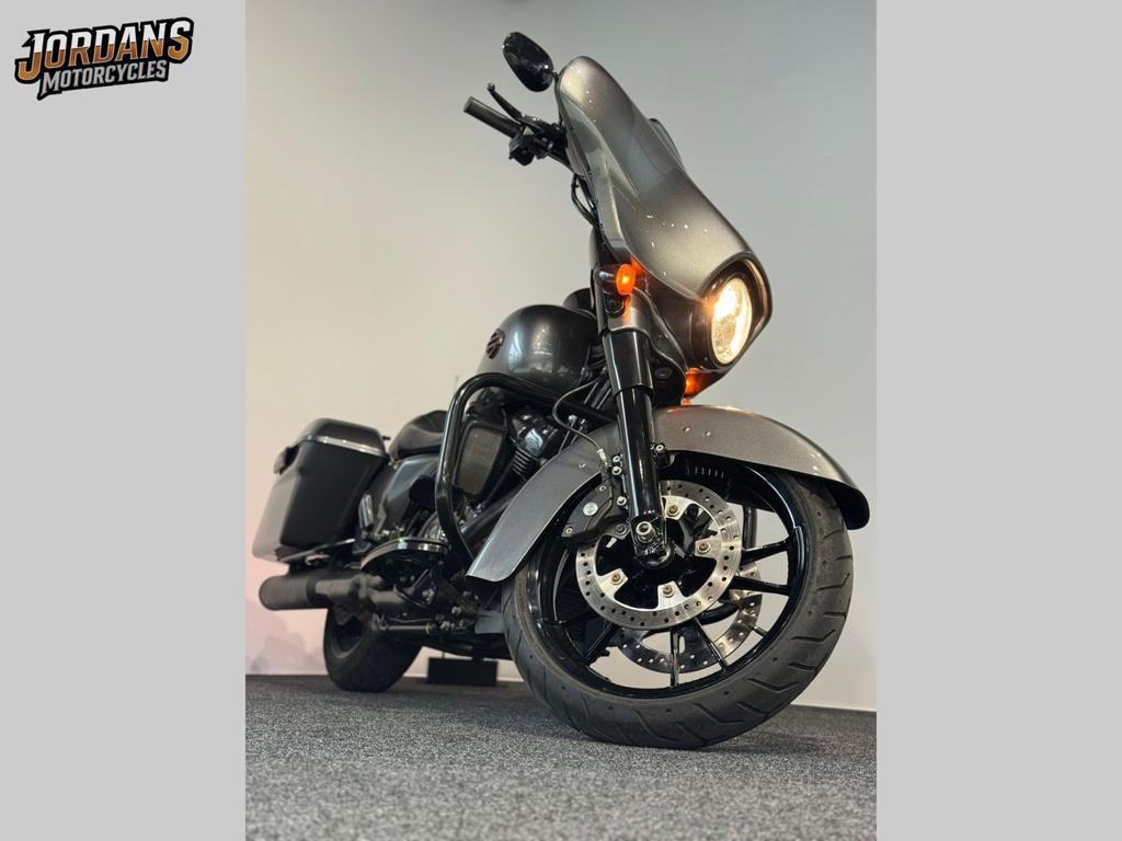 HARLEY-DAVIDSON STREET GLIDE SPECIAL FLHXS (bj 2021), Motoren, HARLEY-DAVIDSON, Bedrijf, Onbekend, Toermotor
