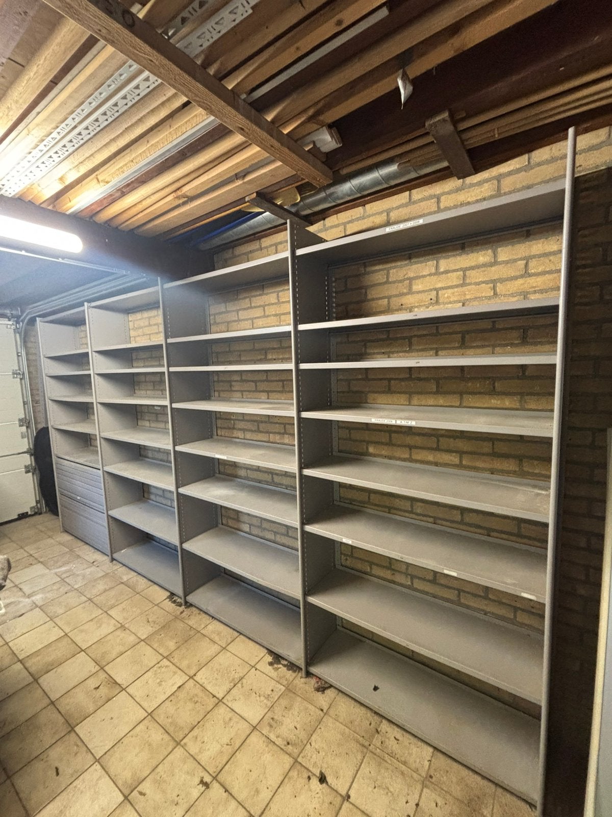 Stelling 8 meter voor garage ondiep 220 hoog veel legborden, Ophalen, Gebruikt