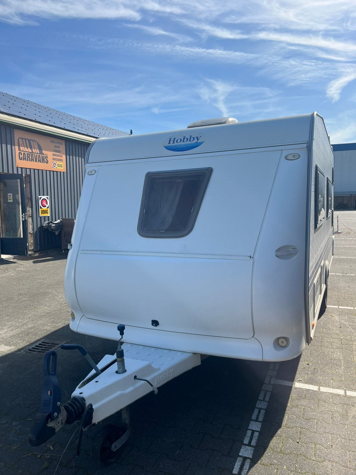 Hobby 500 KMFE, Voortent, stapelbed, bovag 2026!, Caravans en Kamperen, Stapelbed, Rondzit, Hobby, Bedrijf