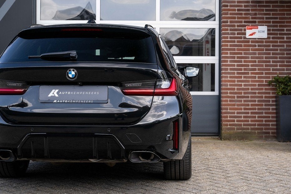 BMW 3-serie M340i xDrive Touring | Panorama | M-Seats | H/K, Auto's, Automaat, Gebruikt, Stoelverwarming, Zwart