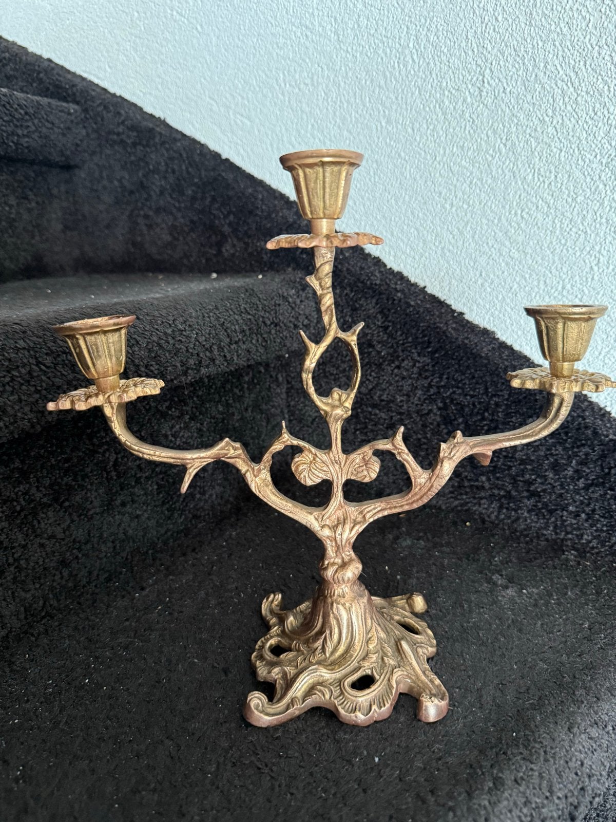 Antieke bronzen kandelaar met drie armen, Antiek en Kunst, Antiek | Kandelaars, Koper of Brons, Ophalen of Verzenden