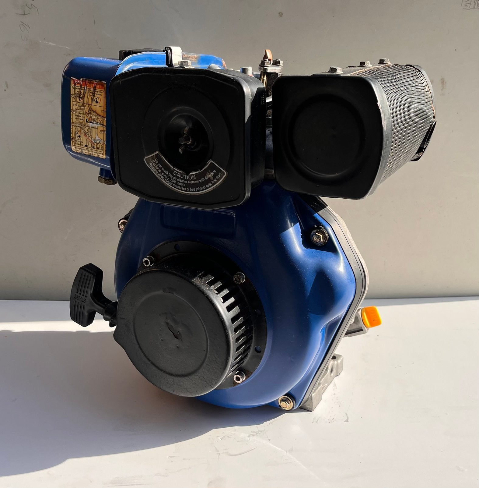 Stationaire Luchtgekoelde Dieselmotor, Ophalen, Zo goed als nieuw, Dieselmotor, 1800 rpm of meer