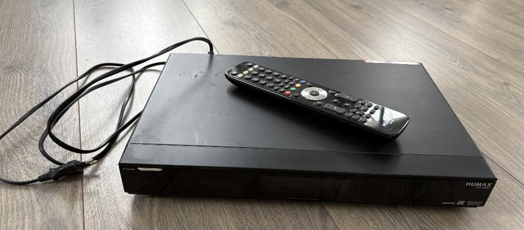 Humax IHDR-5200C TV (tv decoder), Ophalen, Zo goed als nieuw, Decoder