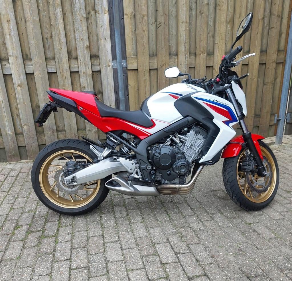 Honda CB 650 F Tricolore – 2015 – Zeer nette staat, Motoren, Motoren | Honda, Particulier, Naked bike, meer dan 35 kW, 4 cilinders