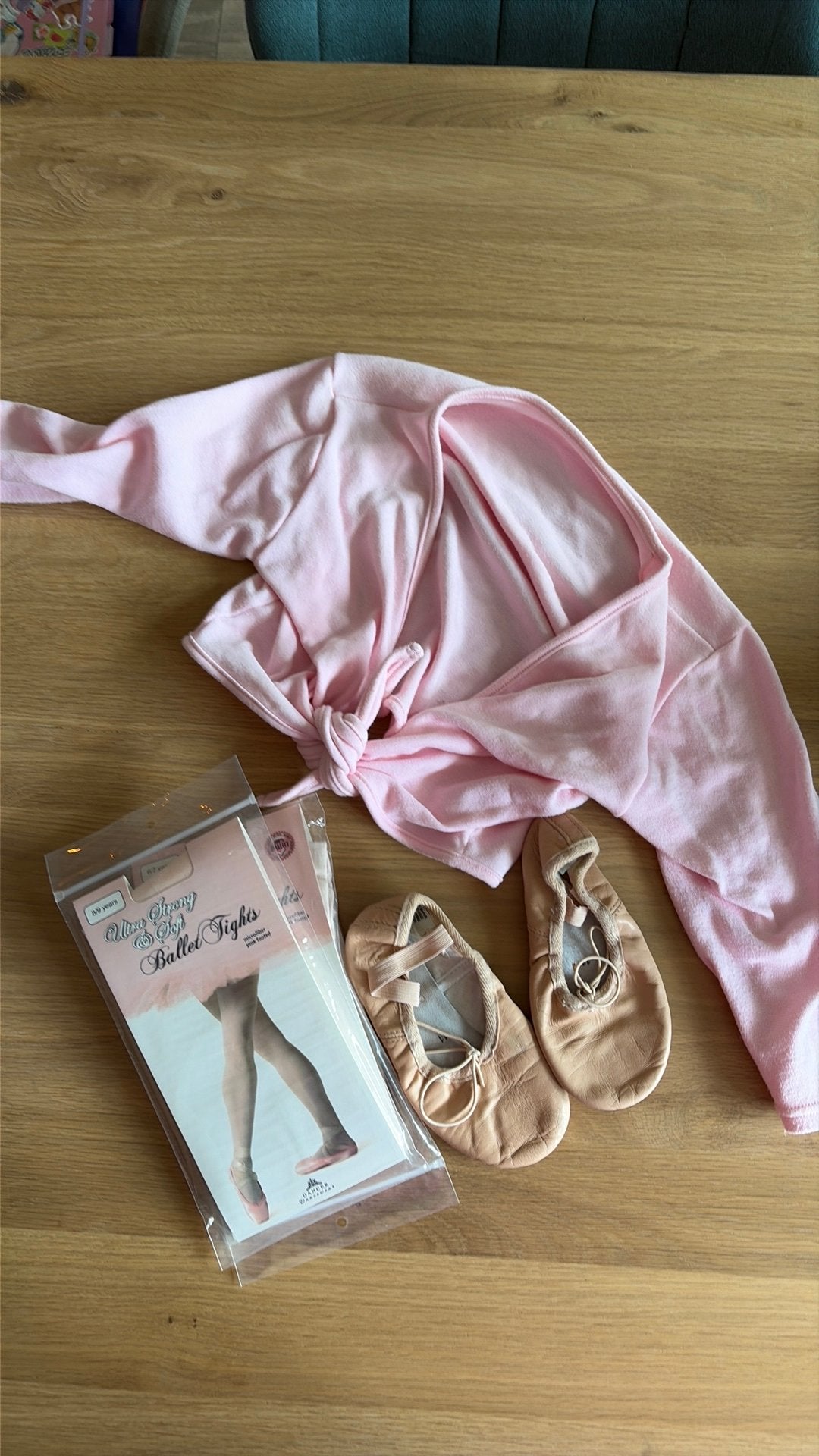 Papillon Balletschoenen Maat 28 + maillots+ bolero, Ophalen of Verzenden, Nieuw, Meisje, Trui of Vest
