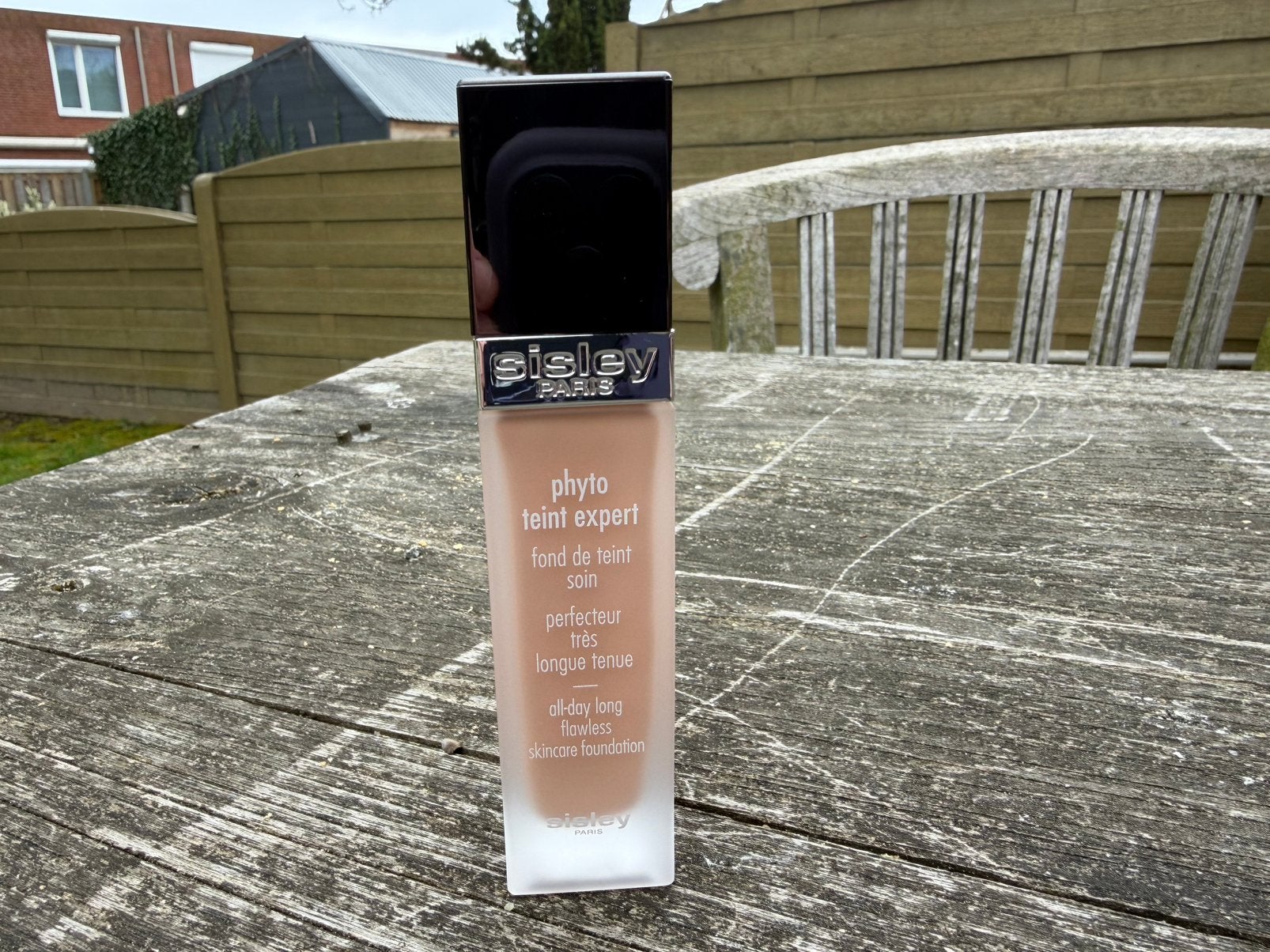 Sisley phyto-teint expert foundation 0+ vanilla., Ophalen of Verzenden, Nieuw, Beige, Gehele gezicht