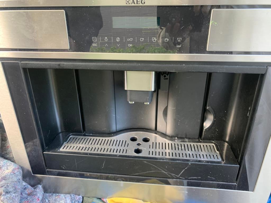 AEGs inbouw koffiemachine, Ophalen, Gebruikt, Koffiemachine, Koffiebonen