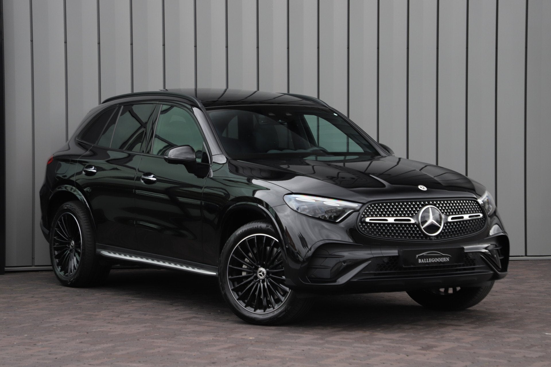 Mercedes-Benz GLC 400e AMG 4-Matic | 381PK | Pano | Sfeerver, Auto's, Automaat, 12 maanden, Gebruikt, Zwart