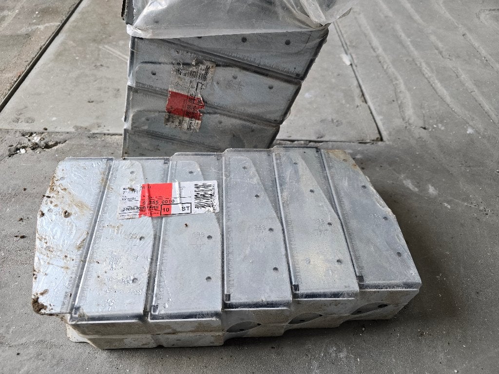 18x Balkdrager lange lip verzinkt - 70x170 mm, Doe-het-zelf en Verbouw, Ophalen, Nieuw, 100 tot 250 mm, Overige typen