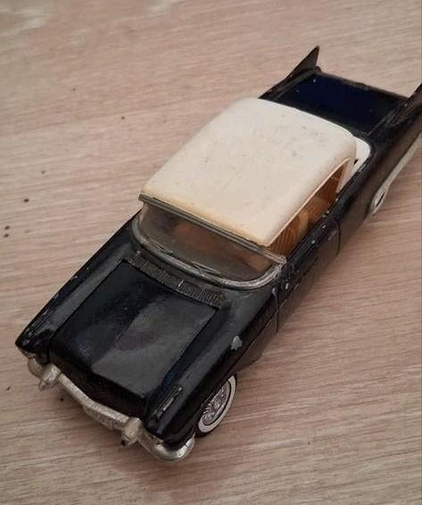 Solido Cadillac Eldorado Biarritz 1957 1/43, Ophalen, Gebruikt, Auto