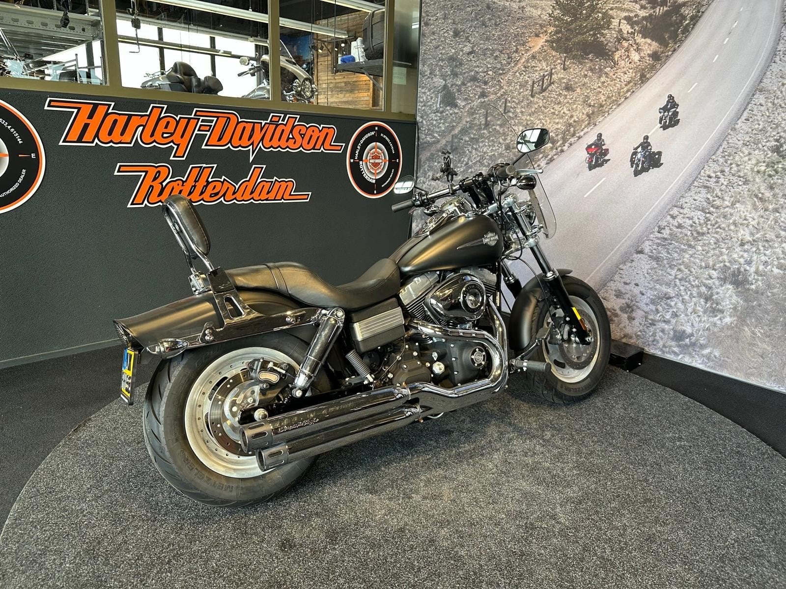 Harley-Davidson FXDF DYNA FAT BOB (bj 2010), Motoren, Motoren | Harley-Davidson, Laan van Vredenoord 33
2289 DA  RIJSWIJK, NL
