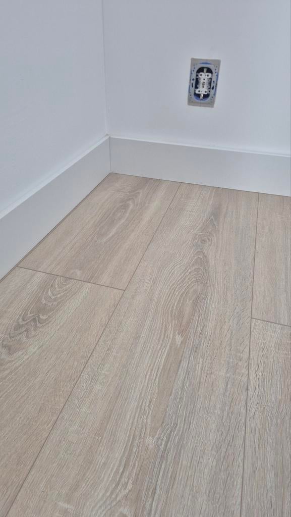 MDF Plinten Gelamineerd - 60m diverse lengtes, Ophalen of Verzenden, Zo goed als nieuw, Mdf, 150 tot 200 cm