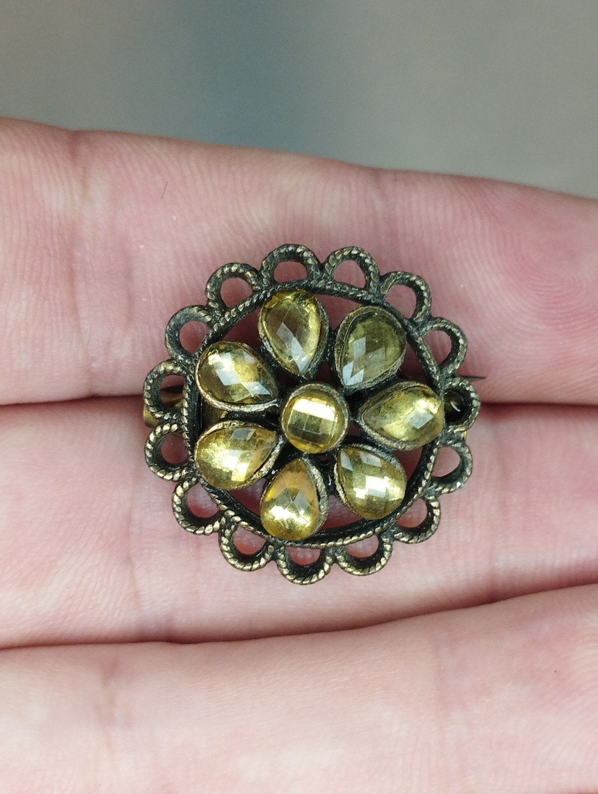 Prachtige vintage broche, Ophalen of Verzenden, Zo goed als nieuw, Overige materialen