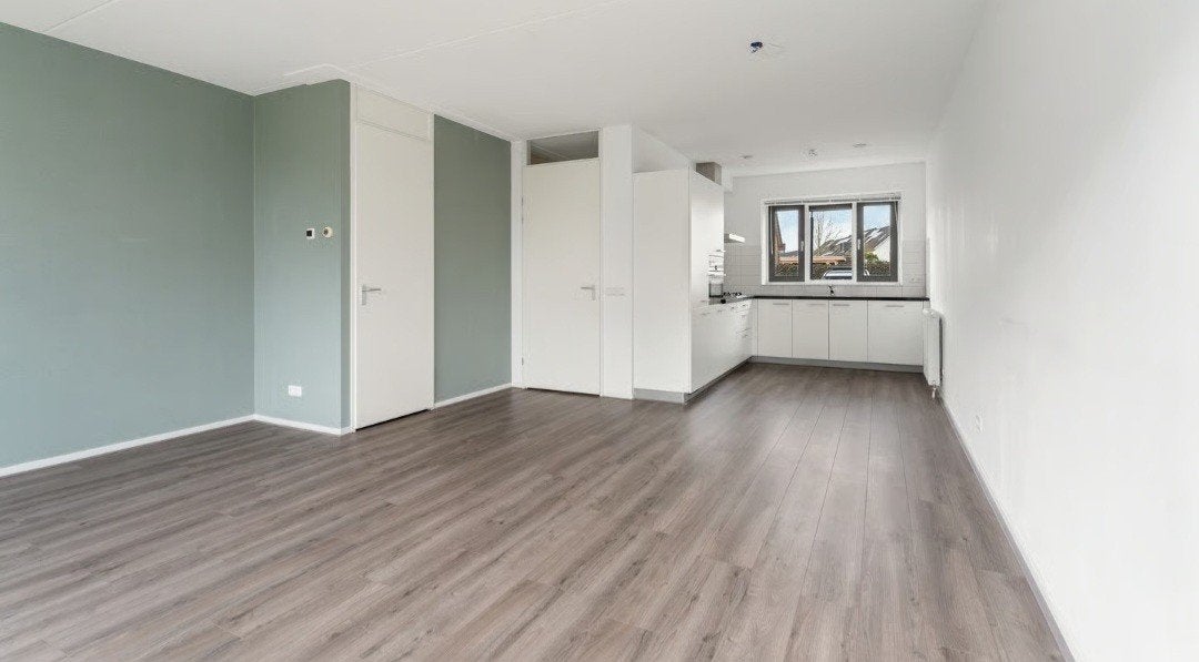 Gratis laminaat (ruim 40 m2) zelf verwijderen, Doe-het-zelf en Verbouw, Vloerdelen en Plavuizen, Ophalen, Gebruikt, 50 tot 150 cm