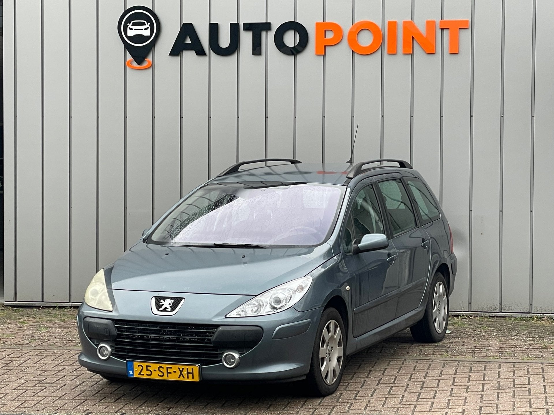Peugeot 307 Break 2.0-16V XS INRUILKOOPJE, Auto's, Stof, Gebruikt, Zwart, 4 cilinders