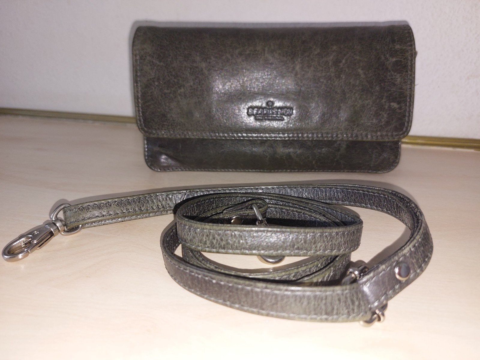 Bear Design Crossbody Tasje - Grijsgroen, Ophalen of Verzenden, Gebruikt, Grijs, Schoudertasje
