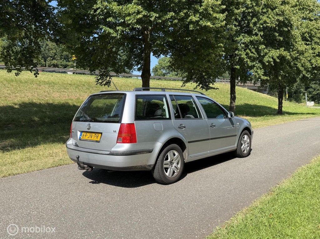 Volkswagen Golf Variant 1.6 Comfortline*AUTOMAAT*NW APK*AIRC, Auto's, Volkswagen, Gebruikt, Zwart, 4 cilinders, 600 kg