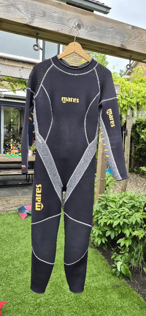Wetsuit 6m merk Mares!, Watersport en Boten, Windsurfen, Ophalen, Gebruikt, Overige typen