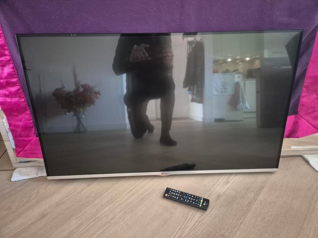LG TV 43 inch, Ophalen
