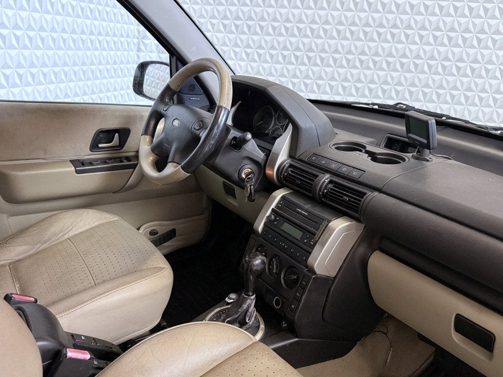 Land Rover Freelander Station Wagon 2.5 V6 HSE AUTOMAAT (200, Auto's, Land Rover, Automaat, Gebruikt, Beige, 2497 cc