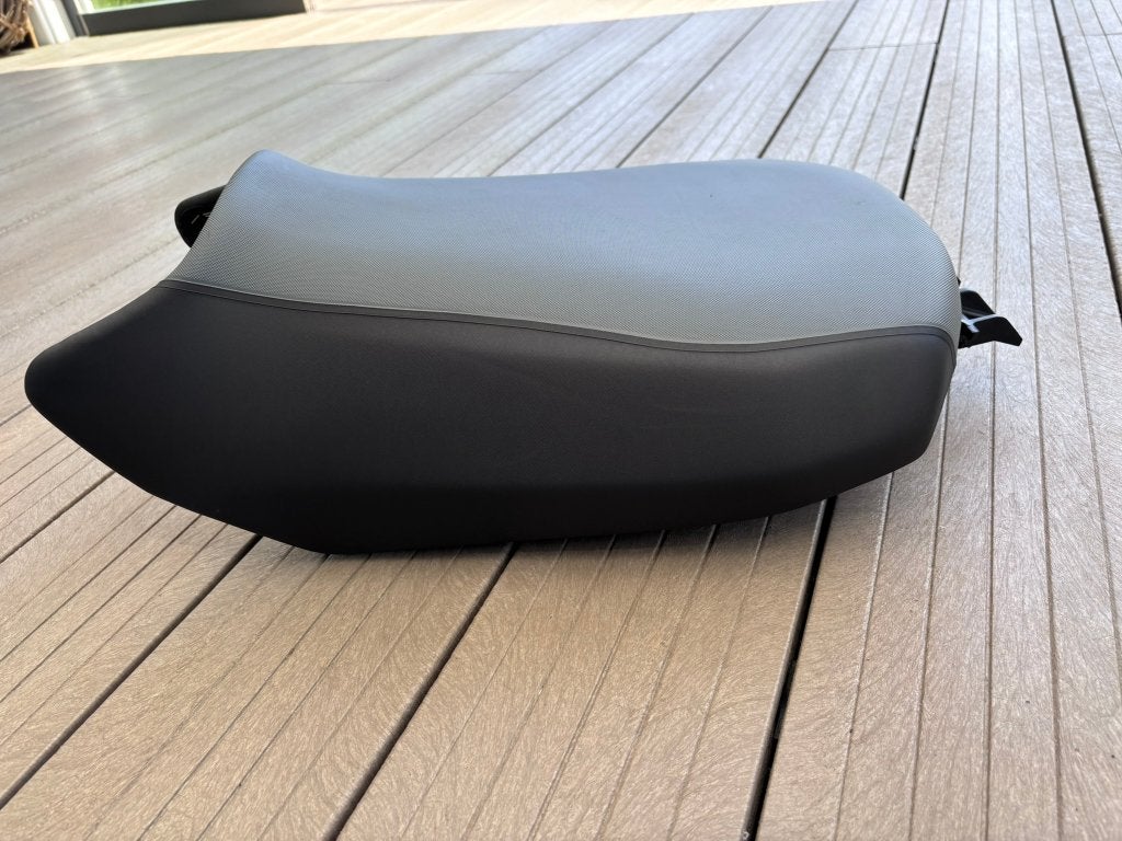 BMW R 1300 GS Buddyseat berijder comfort hoog verwarmd, Motoren, Onderdelen | BMW, Ophalen of Verzenden, Gebruikt