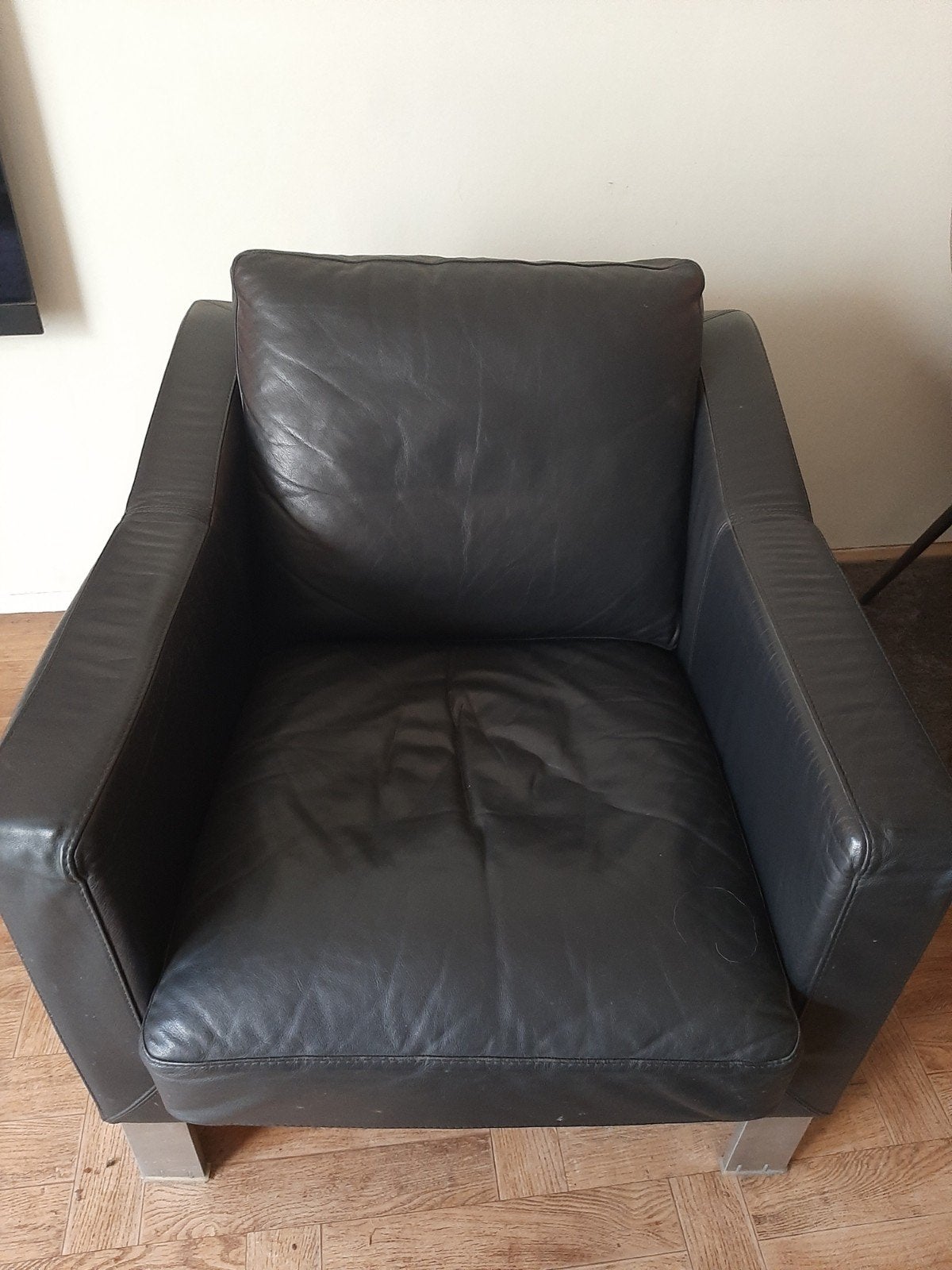 Leolux fauteuil Antonia - Zwart leer, Ophalen, Gebruikt, Leer, 75 tot 100 cm