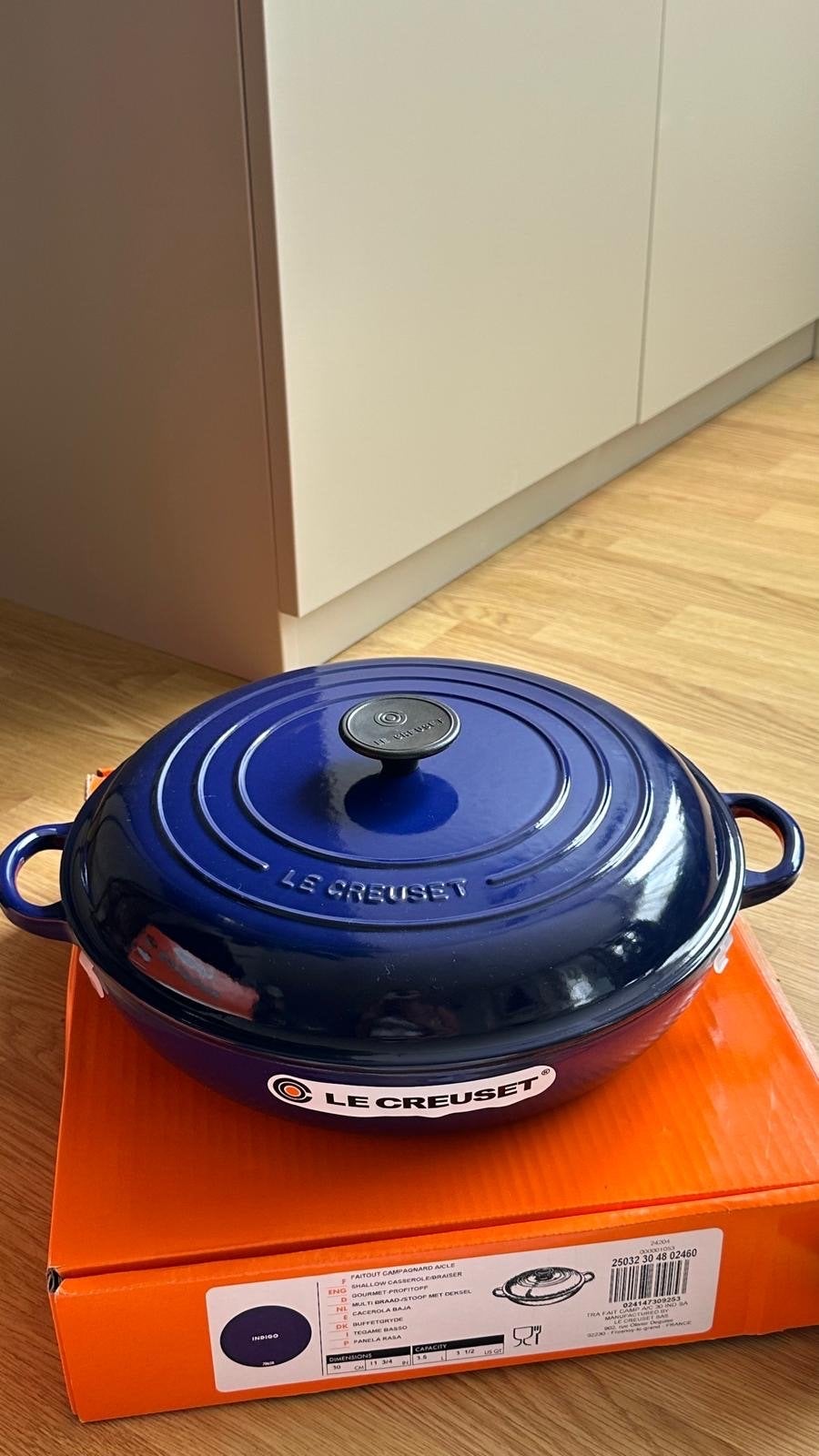 Le Creuset Casserole/Braiser 30cm Indigo NIEUW, Ophalen of Verzenden, Nieuw, Blauw, Le Creuset