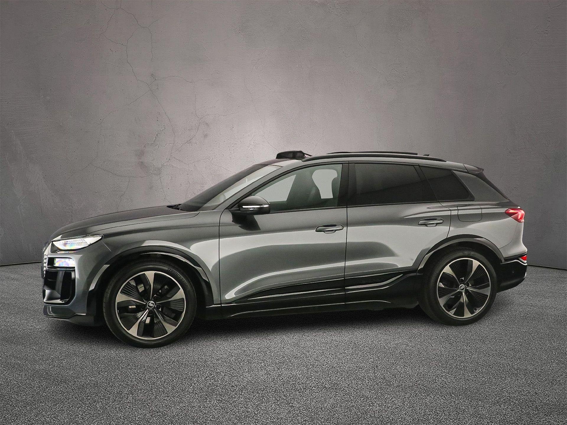 Audi SQ6 e-tron quattro 100 kWh | Panorama Dak | Apple/Andro, Auto's, Parkeerassistent, Gebruikt, 2325 kg, Leder