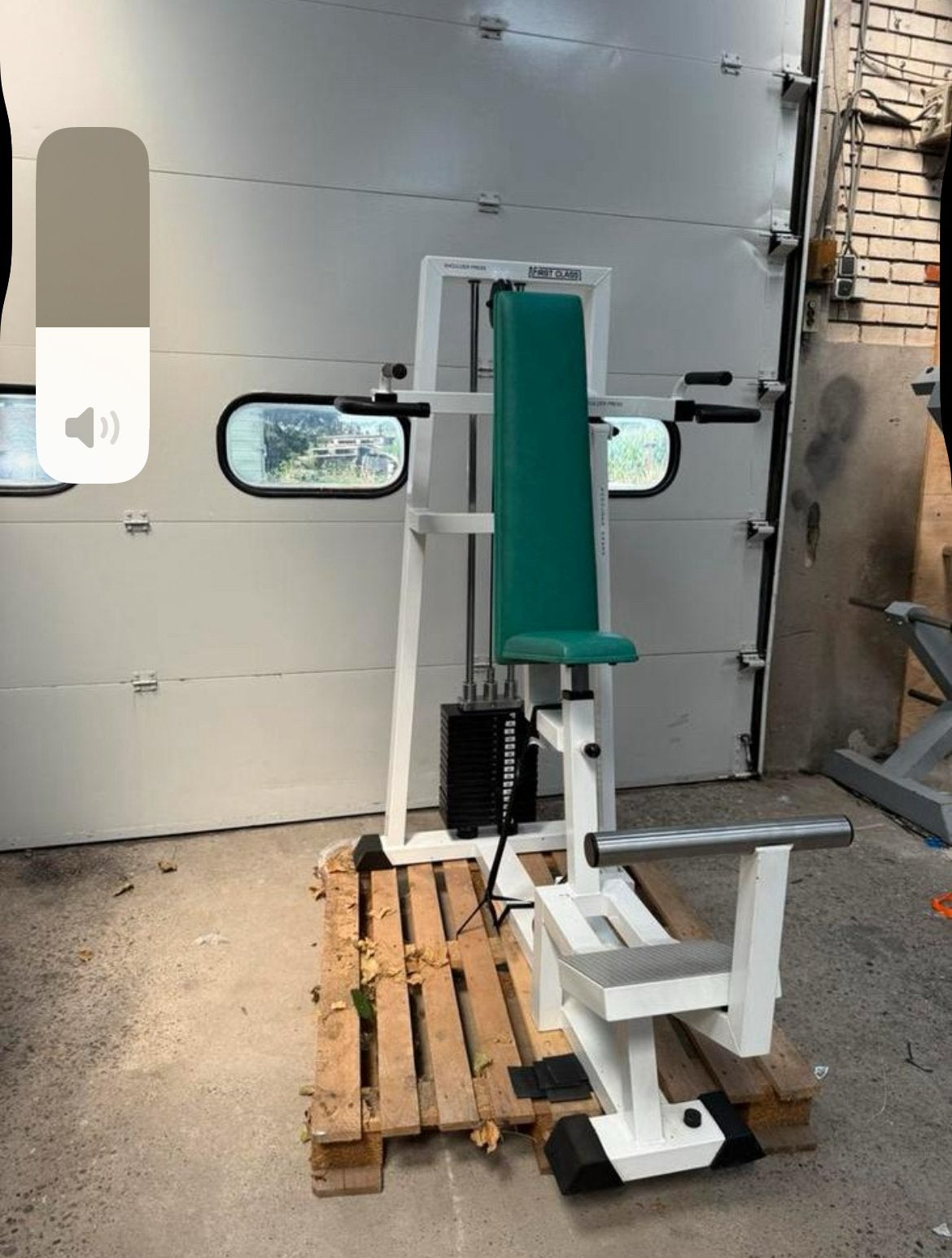 First class shoulderpress / schulterpresse / machine
