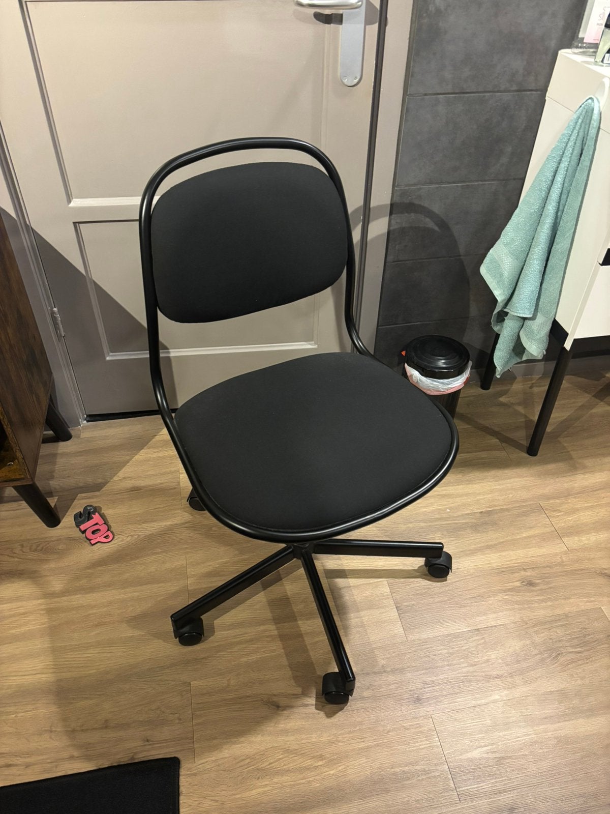 Bureastoel Ikea Orfjall, Ophalen, Zo goed als nieuw, Zwart, Bureaustoel