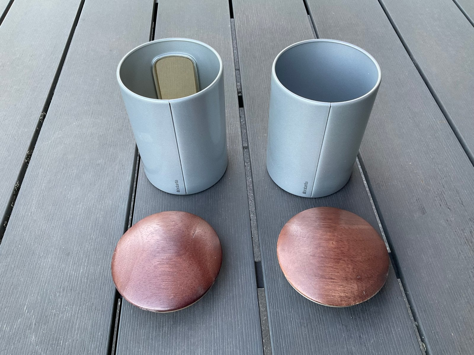 Set van 2 Brabantia voorraadpotten met houten deksel, Ophalen, Overige materialen, Minder dan 50 cm, Gebruikt