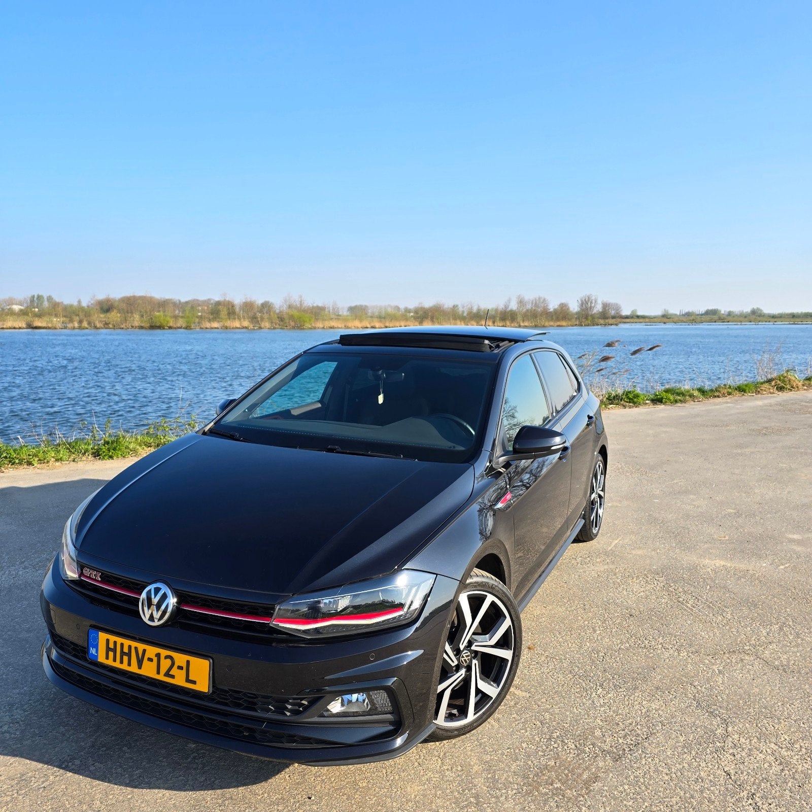 Volkswagen Polo gti 2.0 pano beats, 1984 cc, Zwart, 1200 kg, Particulier