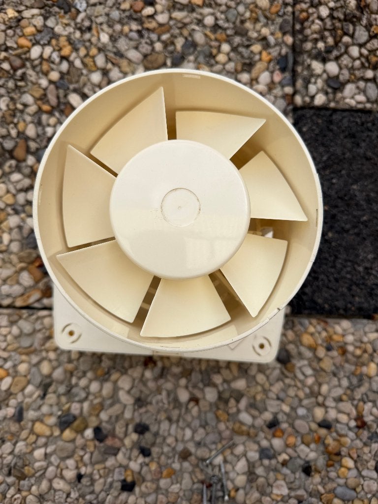 toilet afzuiger 140mm pijp, Ophalen of Verzenden, Zo goed als nieuw, Afzuiger