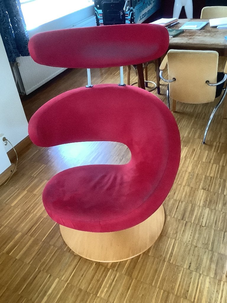Stokke Varier Peel stoel zonder voetenbankje, Huis en Inrichting, Stoelen, Ophalen, Gebruikt, Stof, Rood