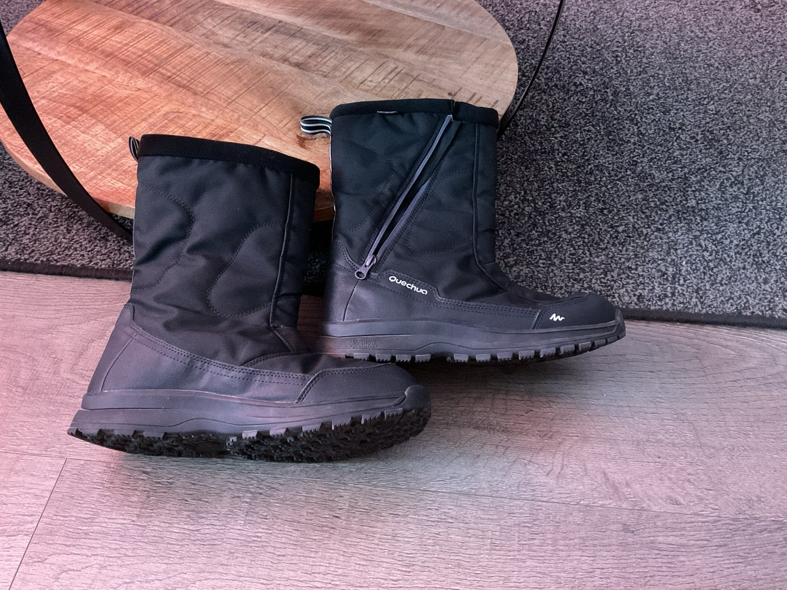 Quechua snowboots nieuw , zwart. ZomerVOORDEEL!, Ophalen of Verzenden, Nieuw, Overige typen